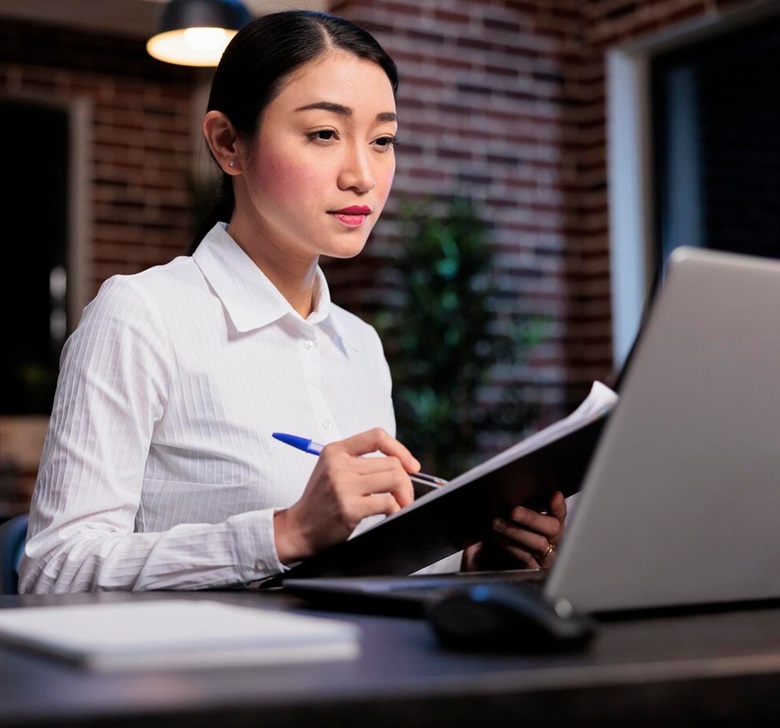 Data-Driven Legal Analytics & Decision Support